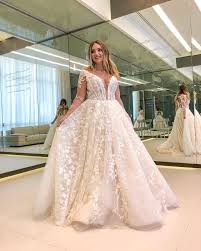Kaufen preiswerte günstige brautkleider und brautmode mit erstklassiger qualität nach maß.bei milanoo gibt es mehr als 800 wunderschöne brautkleider styles.shoppen sie jetzt ihre trauhafte. Pin Auf Tony Ward Couture At Kleinfeld