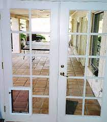 Quality, energy efficiency, safety, and security are priorities with hale pet door. Hale Offers One Of The Best Dog Door Solutions For French Doors With Custom Sizes For Glass French Doors French Doors French Doors Interior Glass French Doors