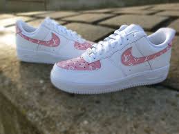 Pink Louis Vuitton Pattern The Custom Movement In 2020 Louis Vuitton Sneakers Louis Vuitton Heels Louis Vuitton Shoes