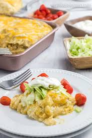 Layered green chile chicken enchilada casserolemy kitchen escapades. Green Chili Chicken Enchilada Casserole Real Housemoms