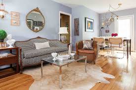 Accented with small colored glass squares that repeat the shape of the light and are available in a variety of shades, this fixture adds an elegant touch to any décor. 27 Dining Room Lighting Ideas For Every Style