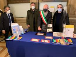 Carlo azeglio ciampi si è spento in una clinica romana all'età di 95 anni. Carlo Azeglio Ciampi Livorno 1920 Roma 2016 Nella Citta Natale Celebrato Il Giorno Del 100 Compleanno Il 9 Dicembre Con Un Annullo Filatelico Alle Poste Centrali Presente Anche Claudio Uno Dei