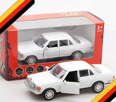 Mercedes Benz W123 E Cla Game Simulation Car Model 75 86 Toy Die Cast New In Box Old Classic Cars Car Model Mercedes Benz
