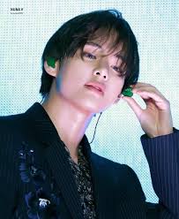 Pin By Tataattaehyungsmouths Taehyunginguccies On Bts