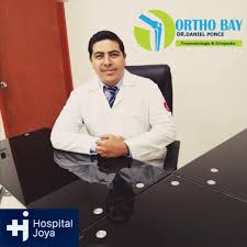 Dr Daniel Ponce / OrthoBay Traumatología y Ortopedia