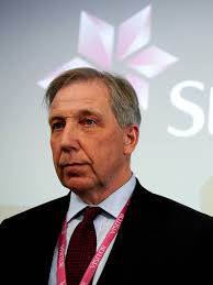 Tidligere E-sjef leder gransking