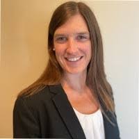 Holly Halloran's Instagram, Twitter & Facebook