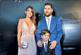 She will be partnering with sofia balbi in doing so. Suarez Renews Wedding Vows With Messi On Guest List Daily Ft