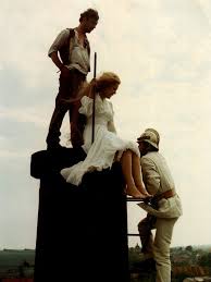 Ukázka z filmu postřižiny od bohumila hrabala. Postriziny On My List Of Films Film What S My Aesthetic Movies