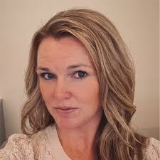 Felicia Drummond's Instagram, Twitter & Facebook