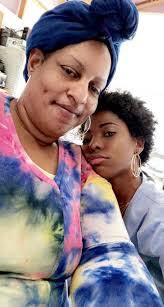 Kimberly Carrigan's Instagram, Twitter & Facebook