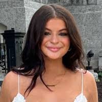 Ella Tieman's Instagram, Twitter & Facebook