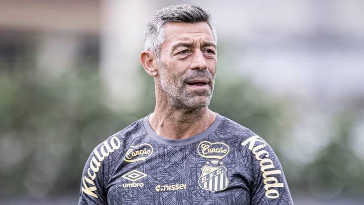 Santos &eacute; condenado a pagar quase R$ 15 milh&otilde;es a Pedro Caixinha
