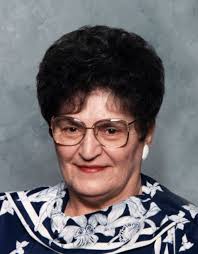 Lillian Walter's Instagram, Twitter & Facebook