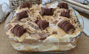 Ingredienti per la torta kinder bueno: Kinder Bueno Tiramisu Mit Frischkase Welt Rezept
