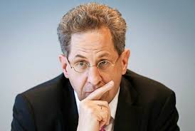 From 1 august 2012 to 8 november 2018, he served as the president of the federal office for the protection of the constitution. Das Ist Die Umstrittene Rede Von Verfassungsschutzprasident Hans Georg Maassen Deutschland Badische Zeitung