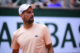 Day 1 Under the lights: Novak returns