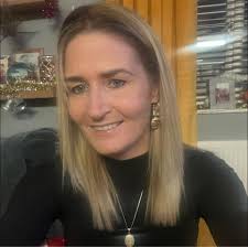 Where is best place in Douglas area to get a car light bulb replaced? Thanks