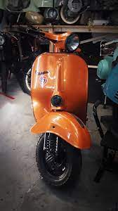 vespa v50 et3 primavera quattrini 150cc orange windshield black