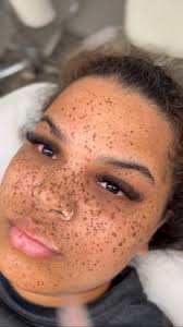 One of my favorite things about lash extensions is that every set is  customizable to ever individual client !, Thought to keep in mind when your  are explaining the look that you want to your lash tech ...