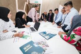 Air selangor holdings berhad (ais holdings) and detik jalur sdn bhd, each holding 76.67% and 23.33% respectively. Mohamad Razif Abdul Wahab Apea Asia Pacific Enterprise Awards