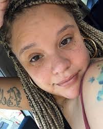 Michelle Luker's Instagram, Twitter & Facebook