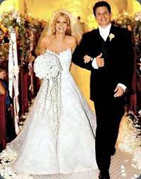 This Stephanotis Bouquet Was The Exact One I Wanted For My Wedding Celebrity Wedding Gowns Jessica Simpson Wedding Dress Celebrity Bride