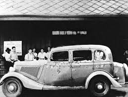 They were emptied before the car got even with us. The Highwaymen Fact Check Was Bonnie And Clyde S Death That Brutal