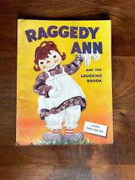 1946 Perks Pub. Pre-school Books"raggedy Ann & the Laughing Brook, Pelle's  New Suit" Large Thin Child's Book, Johnny Gruelle, Good to Fair