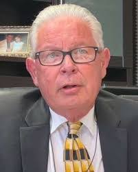 Linda Storey's Instagram, Twitter & Facebook