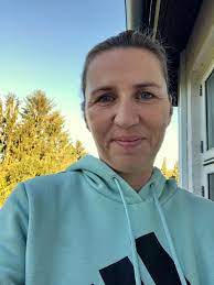 Danimarka başbakanı mette frederiksen, hafta sonu evinde temizlik yaptığı anları instagram hesabından paylaştı. Danimarka Basbakani Ndan Temizlik Pozu Haberinbizden Net Turkiye Ve Dunyadan En Guncel Haberler