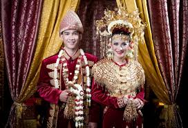 Check spelling or type a new query. Nama Pakaian Adat Bengkulu Dan Keunikannya Yang Mempesona