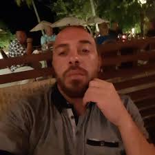 Michael Holliman's Instagram, Twitter & Facebook