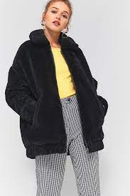 Manteau droit camel topshop, 80€. Light Before Dark Teddy Zip Through Jacket Urban Outfitters Uk