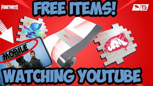 Fortnite is the free, always evolving, multiplayer game where you and your friends battle to be the last one standing or collaborate to create your dream fortnite world. How To Link Your Epic Games Account To Youtube Fortnite Free Rewards Youtube