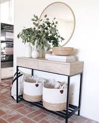 Tips Para Decorar Un Recibidor Pequeno Decoracion Recibidor Decoracion Entradas De Casa Decoracion De Vestibulo