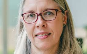 Denise Voss re-elected as Alfi chairwoman