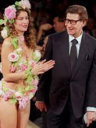 4.2 out of 5 stars 39. Modeschopfer Er Gab Frauen Die Macht Yves Saint Laurent Ist Tot