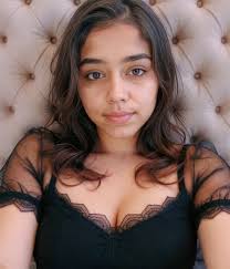 Surprise 🖤 A new song will be out at midnight. It's called 'Floriography'  and for this song, we delved into the Victorian secret language of flowers,  and have been deciphering hidden messages.