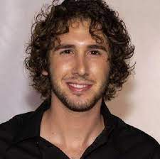 Lihat ide lainnya tentang rambut, kepang panjang, kepang samping. 2014 Men S Hairstyles Curly Long Hair Styles That Work For Men