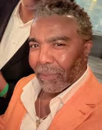 Wayne Garfield's Instagram, Twitter & Facebook