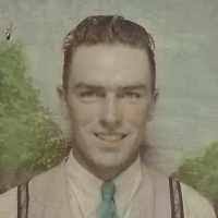 Lovell Loran Nester Sr. (1918–2009)