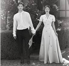 Entdecke rezepte, einrichtungsideen, stilinterpretationen und andere ideen zum ausprobieren. 5 Inspirasi Gaya Prewedding Ala Artis Korea Yang Bisa Kamu Tiru Bukareview