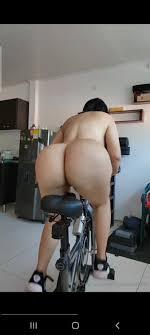 JOSELIS JOHANA EN LA BICI - Porn Videos & Photos - EroMe