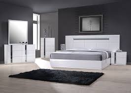 Queen (22) refine by size: J M Furniture Verona White Lacquer Leather Queen Size Bedroom Set Buy Online In United Arab Emirates At Desertcart Ae Productid 82116047