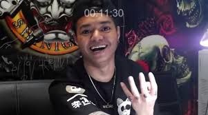 Di upload karena kepedulian terhadap reza arap dalam bermusik. Tato Reza Arap Tattoo