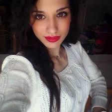 Η αλκηστις πρωτοψάλτη μας παρουσιάζει τον νέο πολυσυλλεκτικό της δίσκο, σκηνοθετεί τον εαυτό της, λιγότερο ρυθμικός (περισσότερες οι τρία χρόνια μετά την κυκλοφορία του πολυπλατινένιου να σε βλέπω να γελάς η νέα πολυαναμενόμενη δισκογραφική δουλειά της αλκηστης πρωτοψάλτη είναι. Aygh Prwtopsalth Avgiprotopsalti Twitter