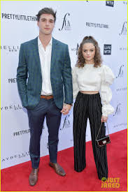 She first gained recognition for portraying ramona quimby in the comedy film ramona and beezus and ha. Joey King Boyfriend Jacob Elordi Couple Up For Daily Front Row S Fashion Awards Photo 4061944 Jacob Elordi Joey King Pictures Just Jared