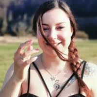 9 "Debbie Cinque" profiles