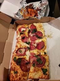 Round Table Pizza Reno 2500 2nd St Menu Prices Restaurant Reviews Tripadvisor